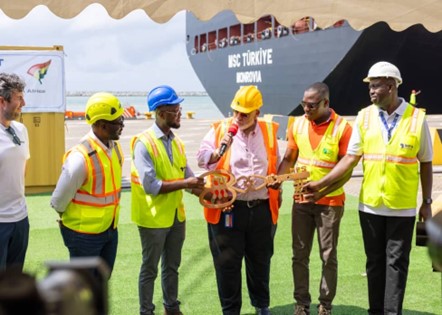 The MPS Project Team handing over a symbolic KEY for the additional 80,000 square meters of paving and utility works for operations.